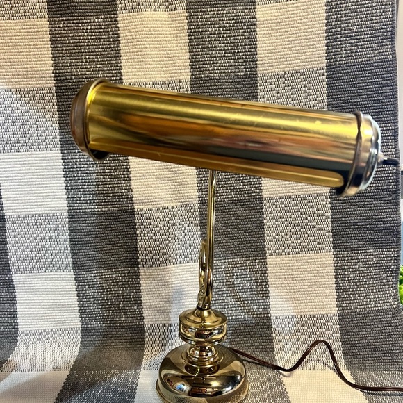 Vintage Underwriters Laboratories Brass Portable Banker Piano Student Desk Lamp - Picture 6 of 14